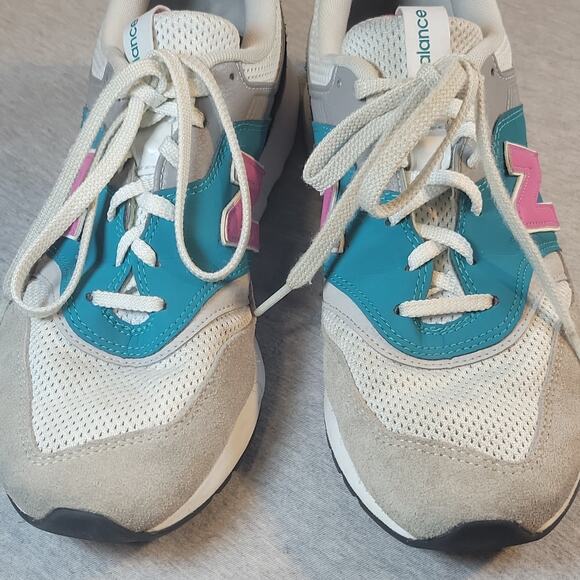 New Balance Shoes - New Balance Women’s Low Top Lace-Up Athletic Sneakers Colorblock White Teal Pink